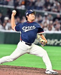 [포토]김택연, 실점 없이 막아야 해!