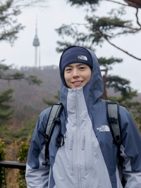 ‘남산의 봄’ 맞이한 박보검, 아웃도어 룩도 ‘보검 매직’