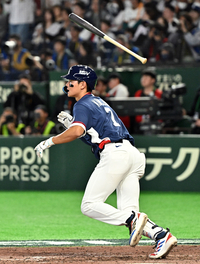 [포토]적시타 치는 김주원