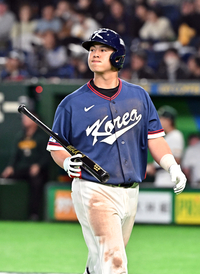 [포토]삼진 아웃에 아쉬워하는 노시환