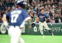 [포토]안현민, 다시 5점 차!