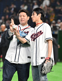 [포토]에이티즈 우영, 김병현의 지도 아래...