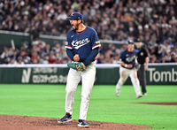 [포토]5점 차 리드를 지키는 데인 더닝