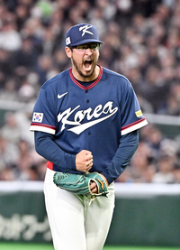 [포토]실점 없이 위기 넘긴 데인 더닝