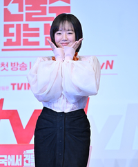 [포토] 임수정 ‘예쁜 꽃받침’