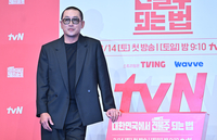 [포토] 하정우 ‘미소 한스푼’