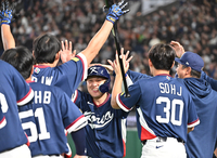 ‘진짜 눈물 펑펑’ 도쿄돔의 기적! 류지현호, 호주에 7-2 승리→가혹한 ‘경우의 수’ 뚫고 17년 만에 8강 진출 성공 [SS도쿄in]