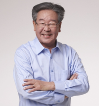 최불암 측, 건강 이상설 부인 “디스크 수술 후 재활”