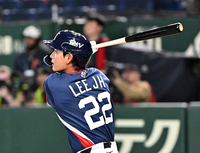 [포토]1타점 2루타 치는 이정후