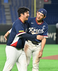 [포토]문보경-이정후, 이제야 환하게!