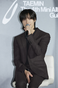 지드래곤·송강호 그리고 샤이니 태민…갤럭시 한솥밥 [공식]