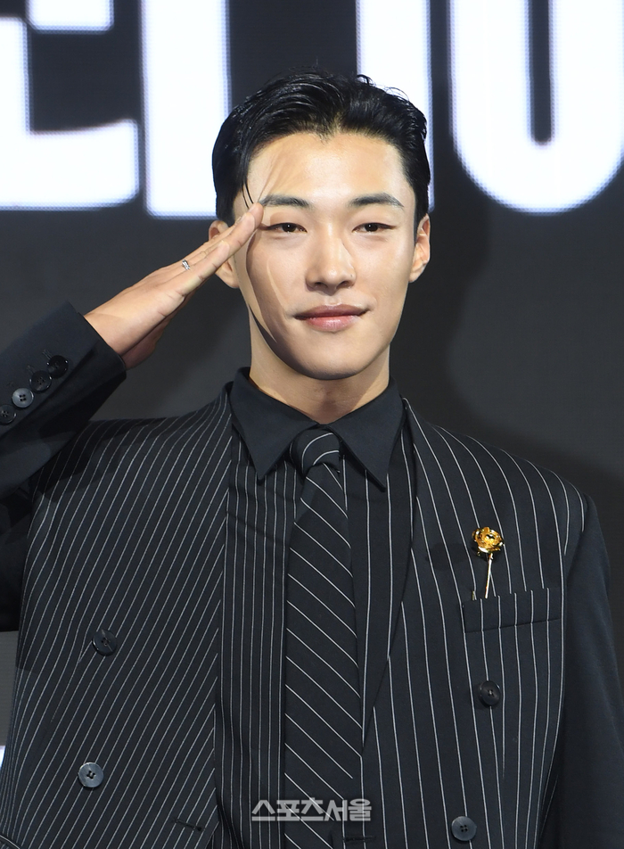 우도환, 정지훈과 주먹 다짐...피 튀기는 끝장 대결