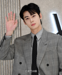 ‘군 복무’ 차은우, ‘200억 탈세’ 논란 딛고 일본서 사진전 개최