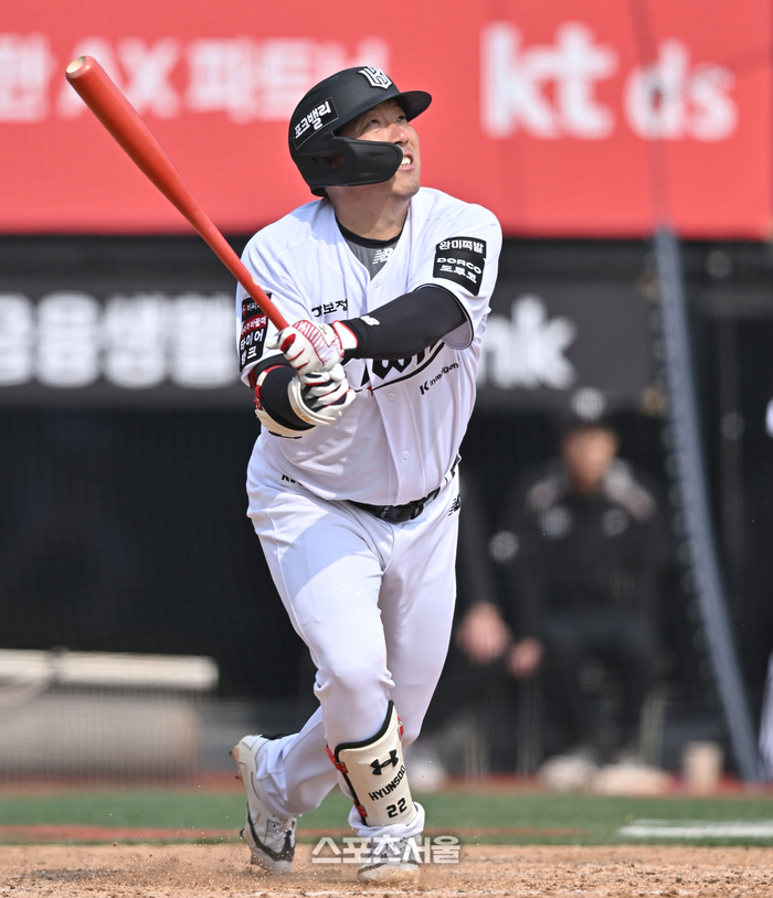 [포토] 김현수 ‘잘 맞았는데’