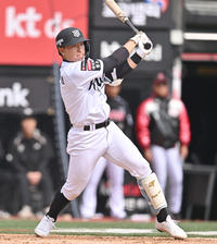 [포토] 이강민 ‘병살은 안돼’