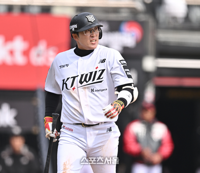 [포토] 허경민 ‘잘 골랐어’