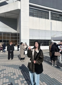 ‘이영애 딸’ 김시아, 한양대 조기 입학 근황… 새내기의 풋풋함[★SNS]