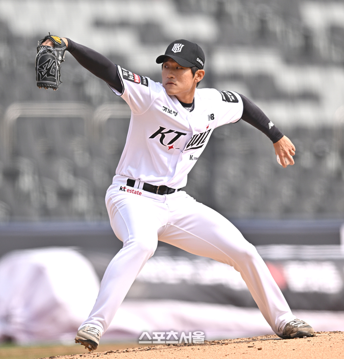 [포토] 역투하는 KT 임준형