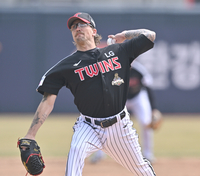 [포토] 역투하는 웰스