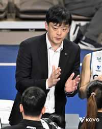 현대건설 카리·양효진 등 ‘주축’ 멤버 제외 예정…승점 3 필요한 이영택 감독 “선수들 믿고 이겨내는 수밖에”[현장인터뷰]