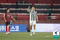 ‘올해 다르다고 했지’ 김기동호 3년차 FC서울, 19년만 개막 3연승…울산도 김현석호서 전승 대반전