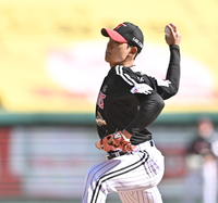 [포토] 역투하는 LG 우강훈