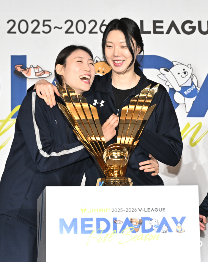 "미리 사과할게, 통합우승은 우리가" 절친 도발에... 양효진 "유나는 45세까지 할 테니 내가 우승으로 마무리"[V리그 포스트시즌 MD]
