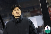 부천전 후 길었던 강원의 미팅, 정경호 감독 “선수들이 내가 너무 착해졌다고 말해, 축구로는 양보하지 않겠다”[SS현장]