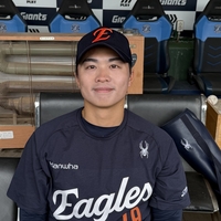 “탁구공으로 손 감각 익혔다”…한화 왕옌청, 명품 슬라이더 비결은 ‘독한 적응력’ [SS시선집중]
