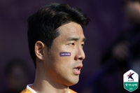 팔꿈치 부상 딛고 ‘복귀전’, 유독 길었던 팬 향한 인사…안양 김다솔 “시그니처 됐는데 언제 출전할지 모르기에”[현장인터뷰]