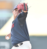 [포토] 나균안 ‘힘찬 투구’