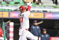 [포토] 오태곤 ‘또 쳤어’