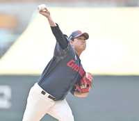 [포토] 나균안 ‘이 악물고 역투’