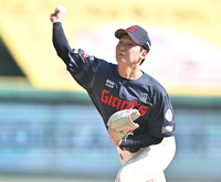 [포토] 최준용 ‘힘찬 투구’