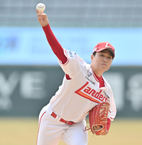 [포토] 역투하는 최민준