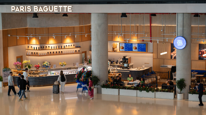 파리바게트, 캄보디어 프놈펜 신공항점 오픈...동남아 7번째 공항 매장