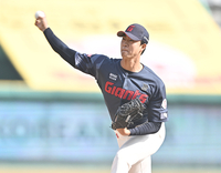 [포토] 윤성빈 ‘힘찬 투구’