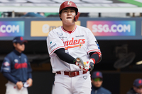 이젠 실전이다! 선두 롯데 제압한 SSG “세밀한 부분 가다듬어 개막 대비” [SS문학in]