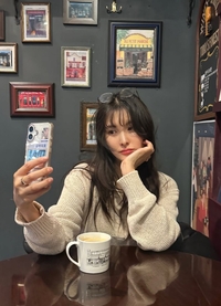 ‘카라’ 박규리, 원조 여신美 공개… “헤어 마음에 들어서 사진 521장 찍음”[★SNS]