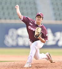 [포토] 전준표 ‘힘찬 투구’