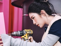 레드벨벳 아이린, 첫 솔로 앨범 티저 추가 공개… 작업복 입은 파격적 변신