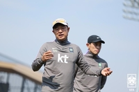 너무 늦은 유럽파 총출동 첫 실전, 이제서야 구색 잡히는 이민성호…관건은 ‘빠른 호흡’