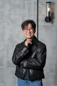 장항준, 전 스태프에 사비 5000만 원 지원… ‘셀프 미담’ 재조명