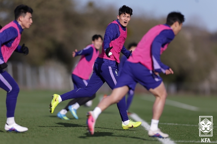 홍명보호, 3월 첫 상대 애초 덴마크였다...코트디부아르와 만난 사연 