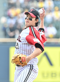 [포토]역투하는 LG 선발 임찬규