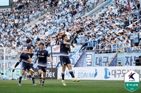 서울 이랜드 버티기 성공, 난타전 끝 대구 3-1 잡고 5위 도약
