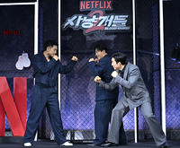 [포토] 정지훈, 우도환-이상이와 1:2 대결