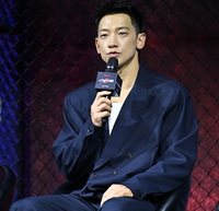 [포토] 답변하는 ‘사냥개들2’ 정지훈