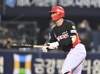 [포토] 데일, 7회 아쉬운 내야땅볼