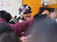 [포토]선제 득점 올린 키움 브룩스